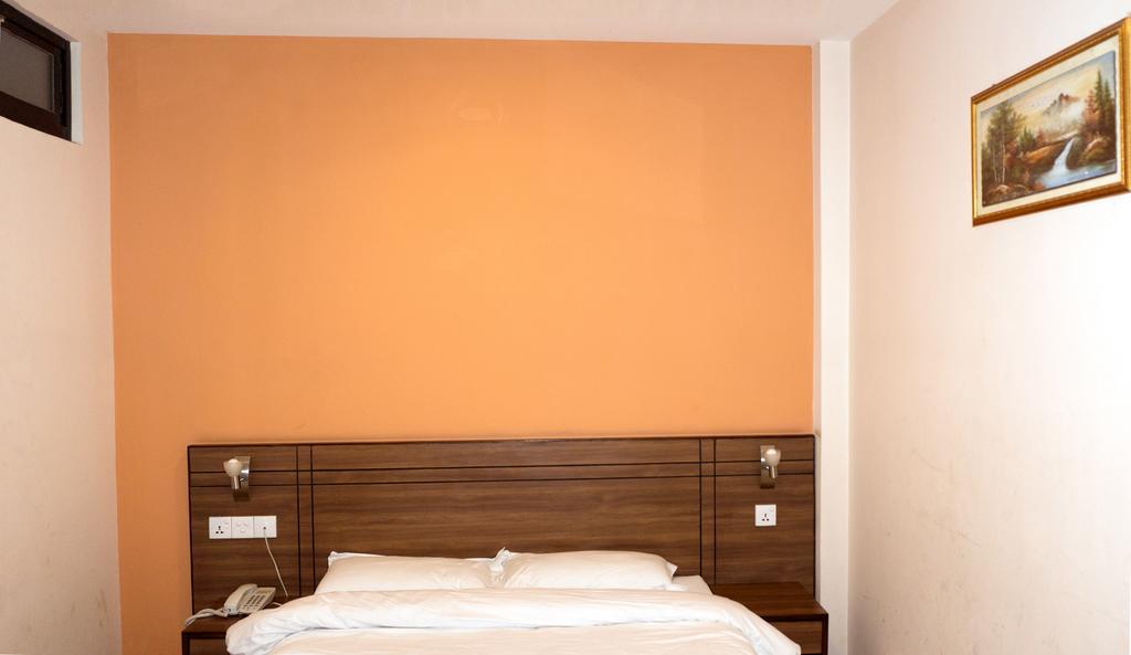 Aryal International Hotel Katmandu Zewnętrze zdjęcie